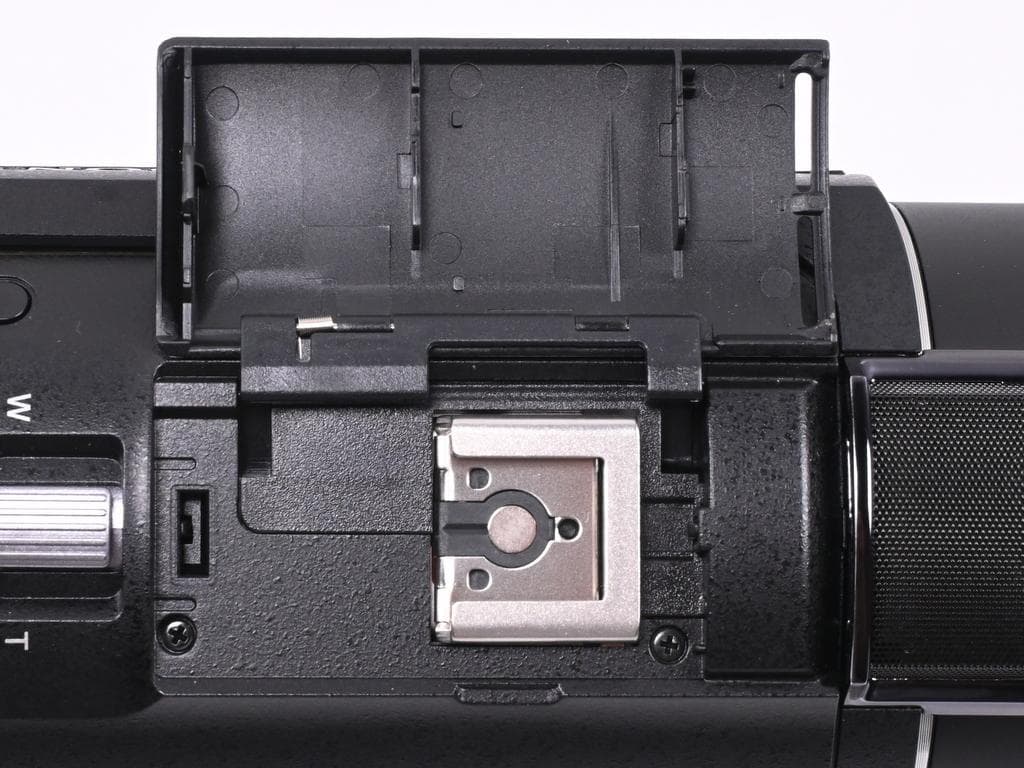 【ほぼ新品】 ソニー　SONY FDR-AX60 デジタル4Kビデオカメラ