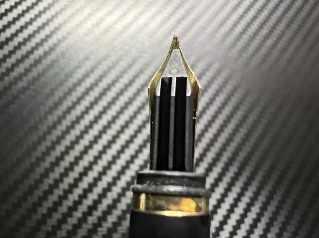 美品 モンブラン ノブレス オブリージュ ゴールド F 万年筆 - メルカリ