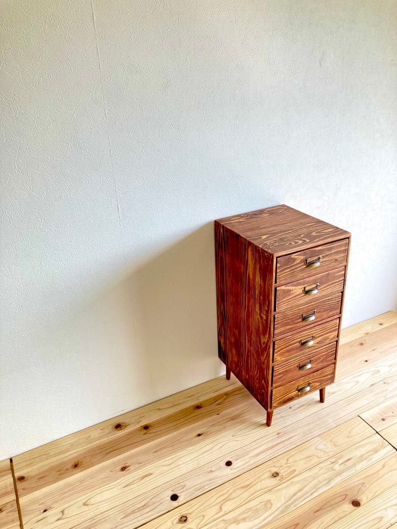 アンティーク調 ワインレッド 6段チェスト 重厚感 エレガント家具