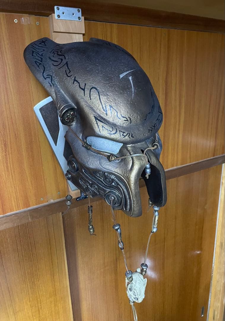 Sideshow エルダープレデター マスク1/1 プロップレプリカ