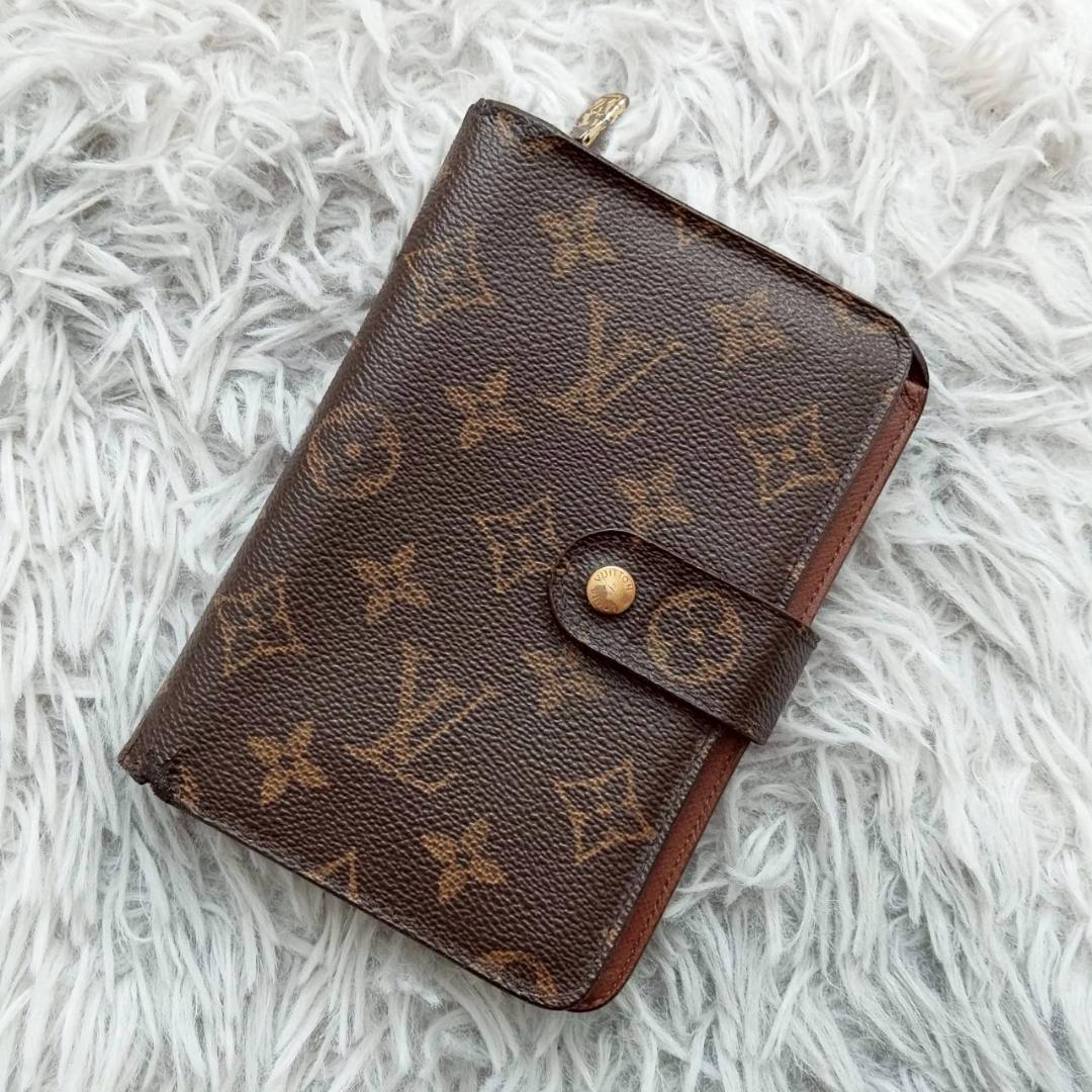ルイヴィトン モノグラム ポルトパピエジップ 二つ折り財布 - メルカリ