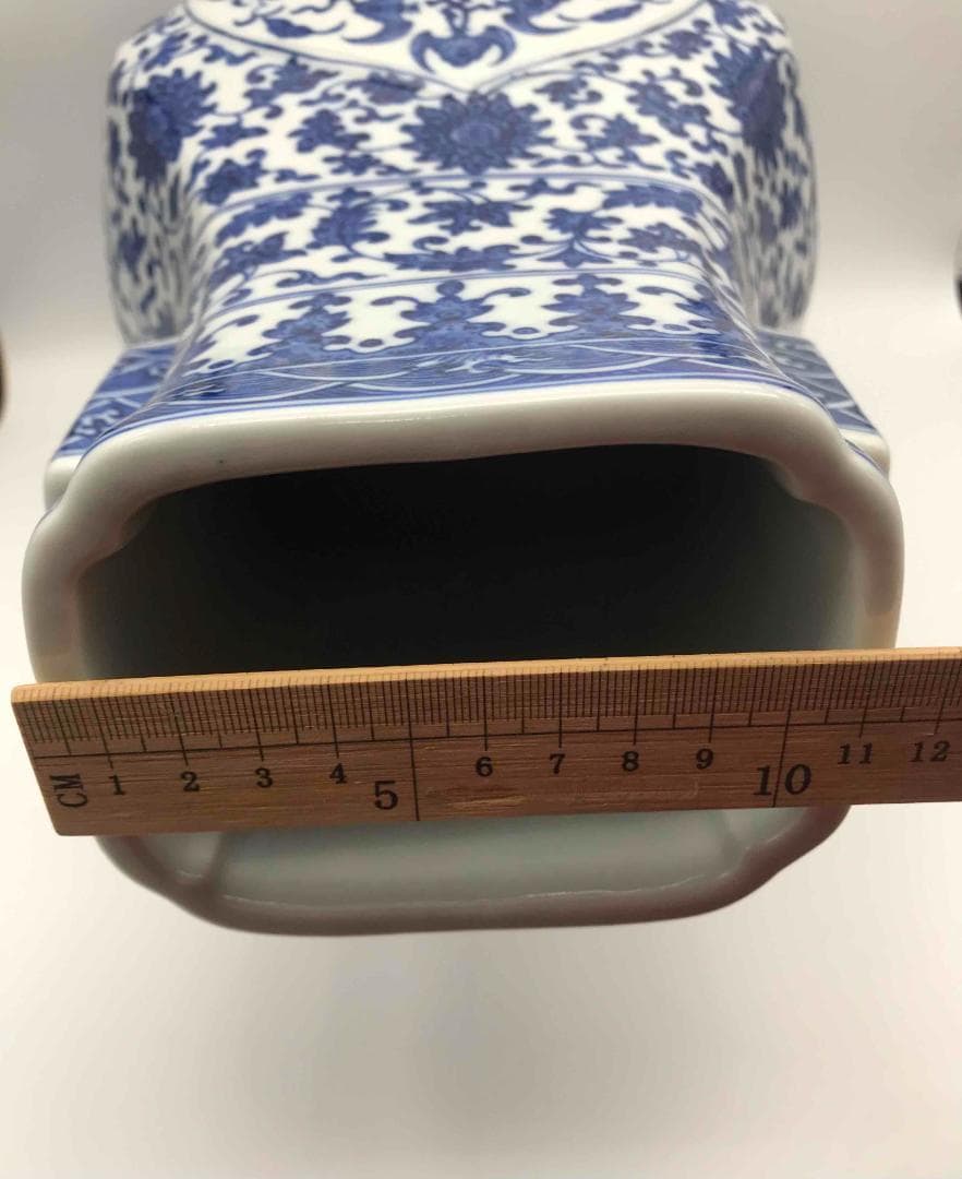 大清乾隆年製】在銘 染付 青花纏枝蓮壽桃海水紋