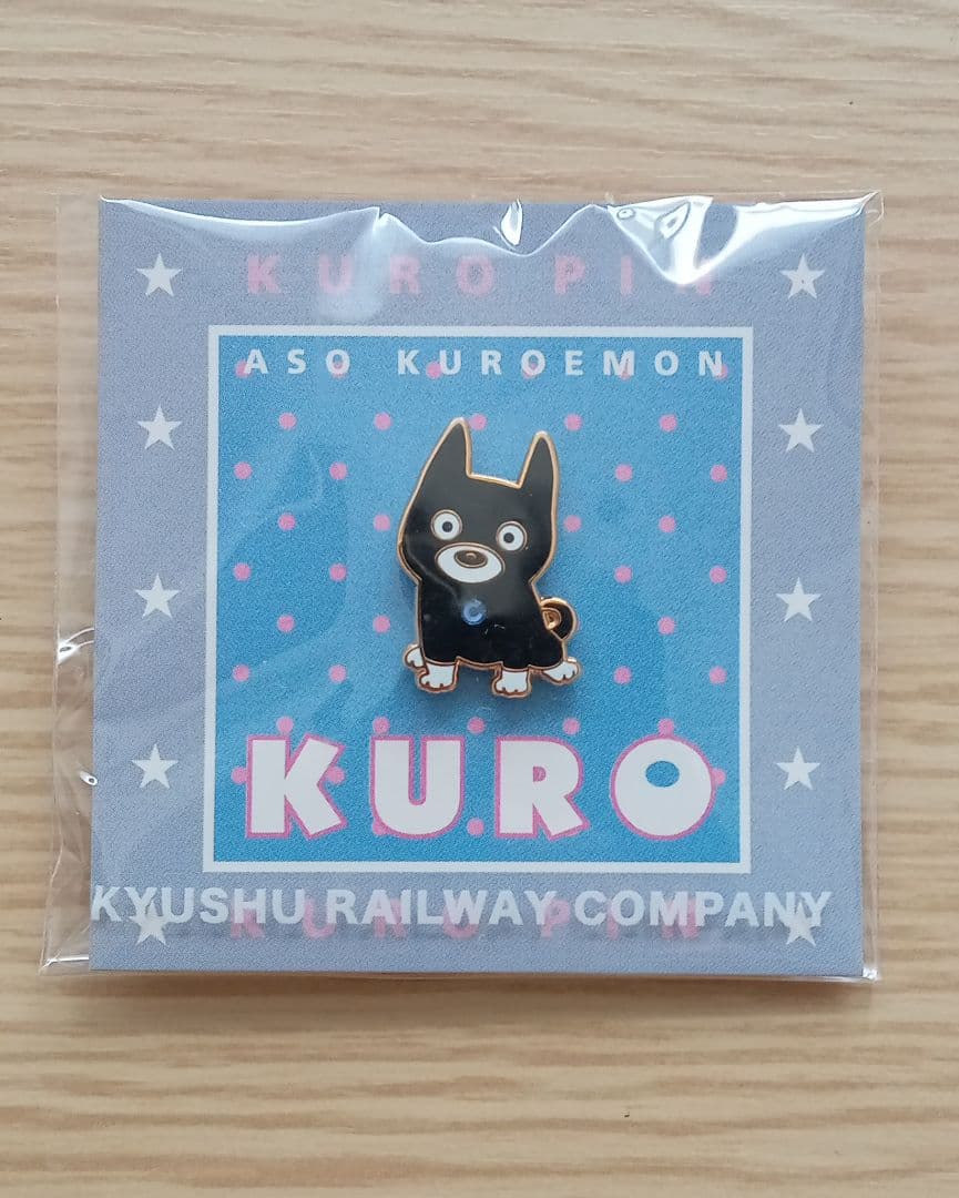 ピンバッジ JR九州 くろちゃん KURO スワロフスキー SWAROVSKI - メルカリ