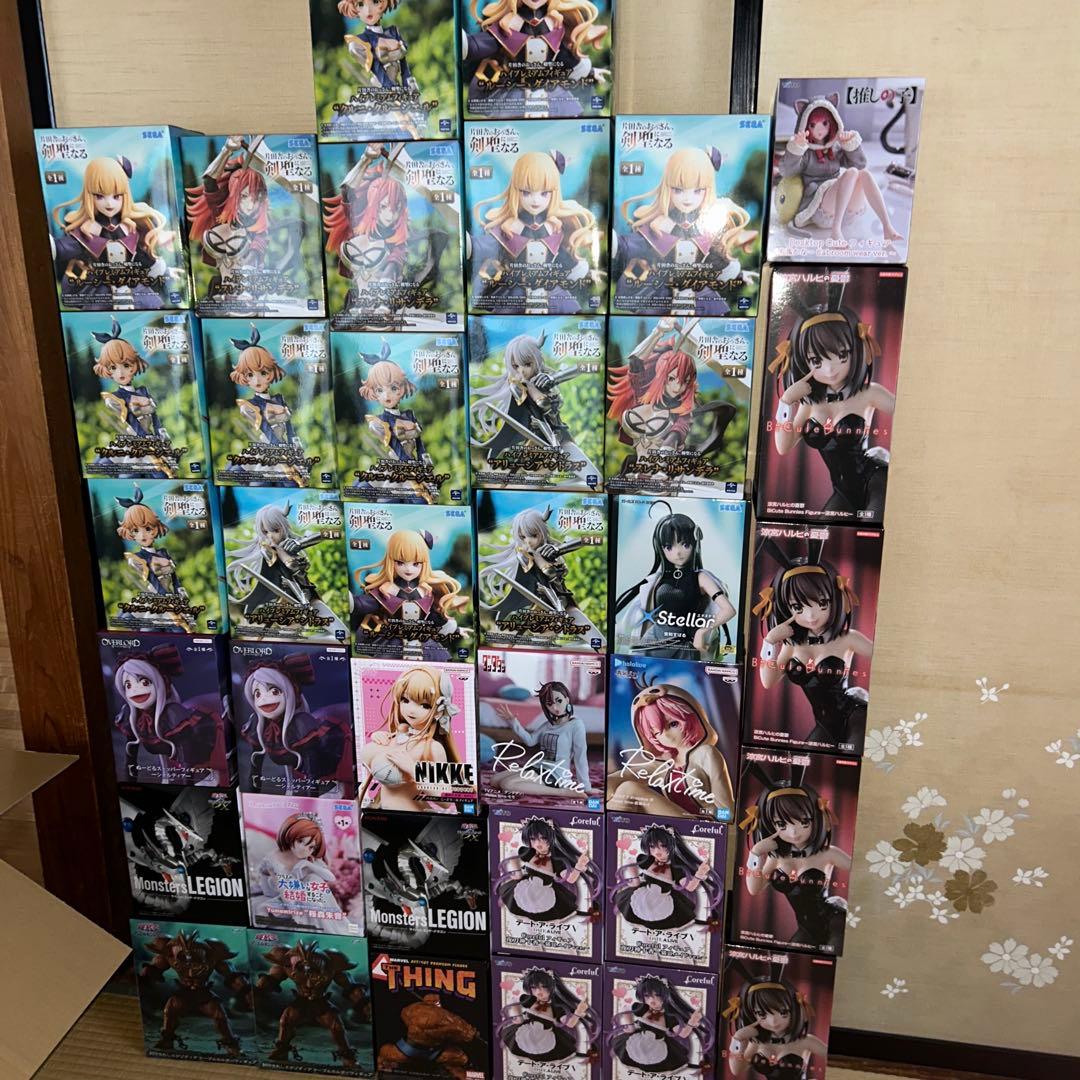 プライズフィギュアまとめ売り 37点 - メルカリ