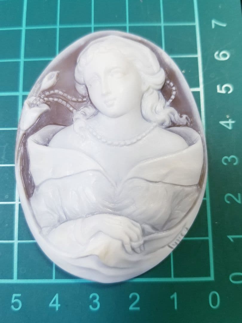 kazusanKS-666【ジョバンニ・トゥルコ作】天然シェルカメオルース