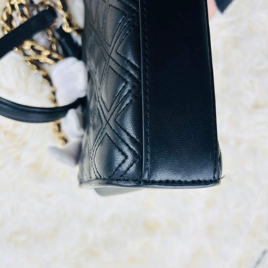 トリーバーチ＊キルティング クロスボディ ゴールドチェーン レザーブラック