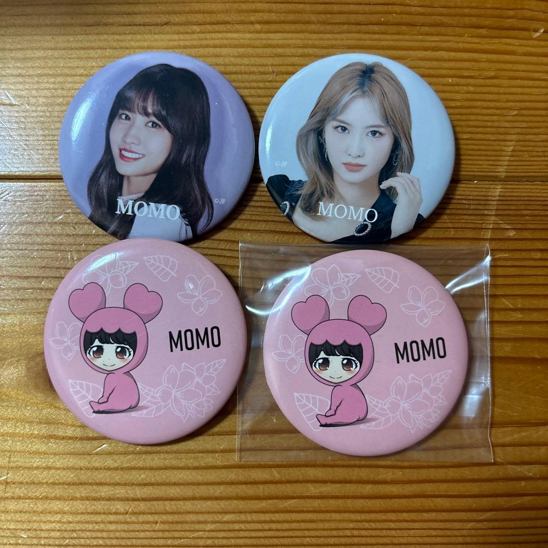 TWICE モモ 缶バッジ まとめ売り 109 TWICE モモ 缶バッジ まとめ売り