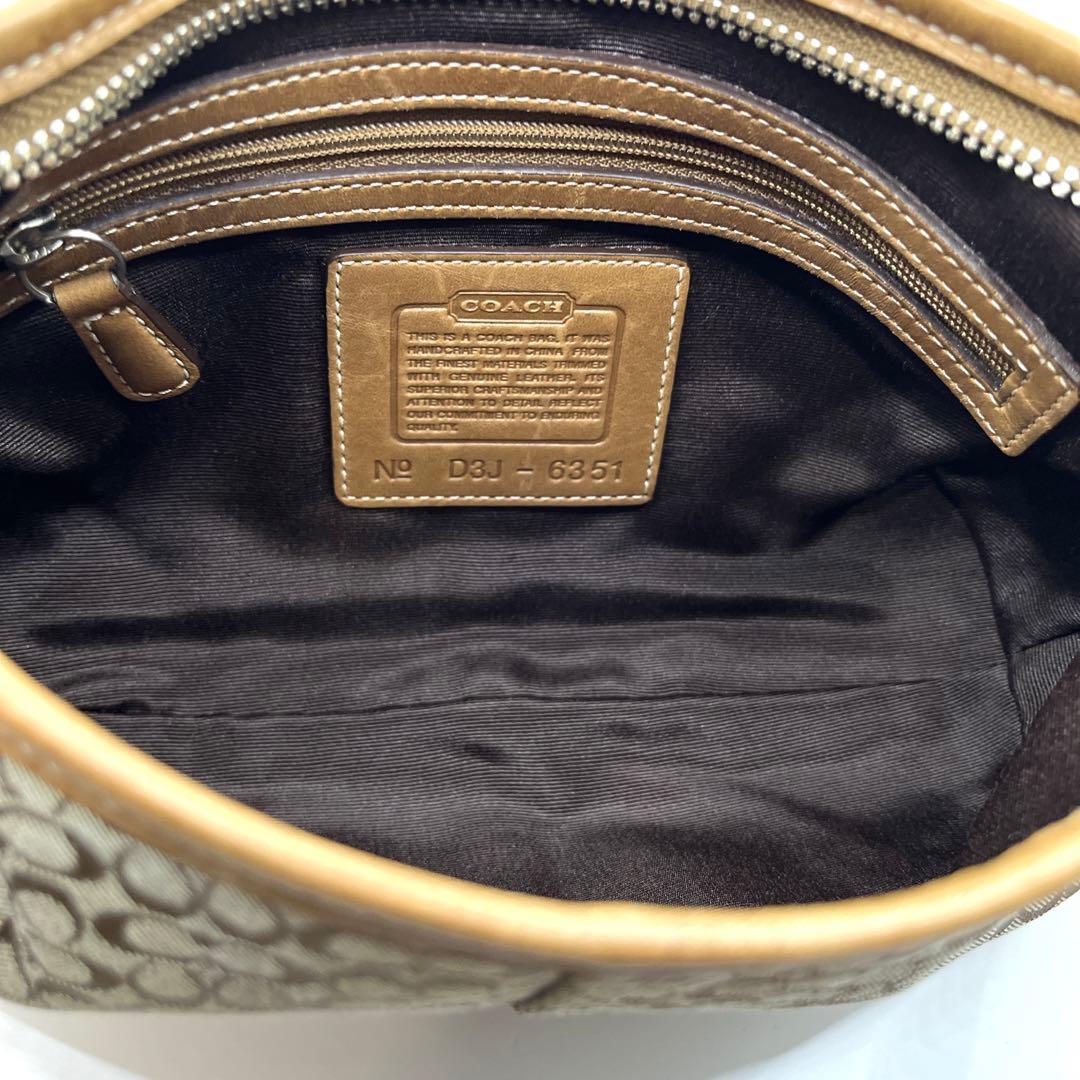 美品コーチ ミニ ホーボー ハンドバッグ シグネチャー Small Hobo