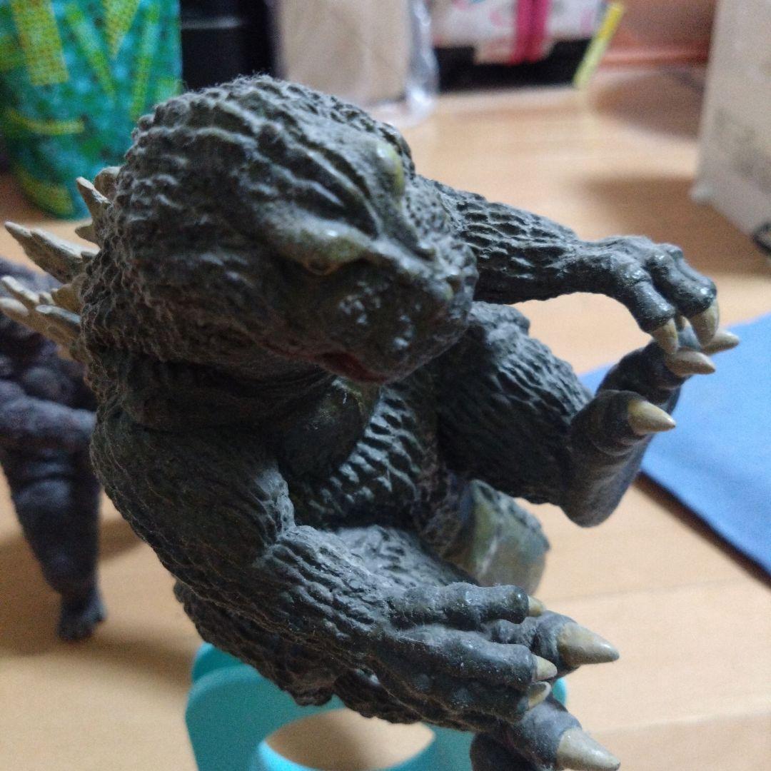 ゴジラフィギュア 約30cm スタンド付き