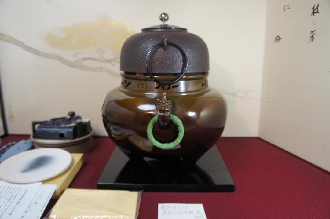 ☆必見 美品 在銘 唐銅鬼面風炉釜 南鐐(銀)摘み500W炭