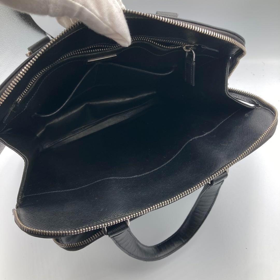 ！PRADA！　プラダ　サフィアーノ　ハンドバック　ビジネスバック