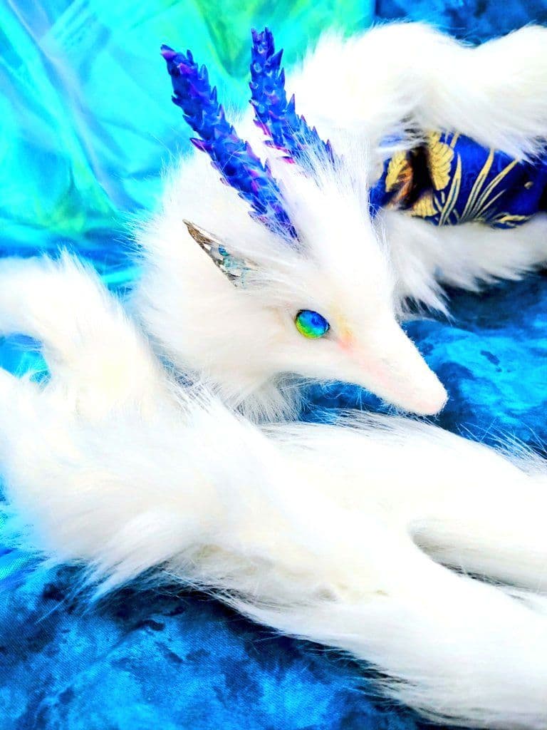 アートドールぬいぐるみ幻獣双尾天龍ハンドメイド 琉球蓄光ガラス