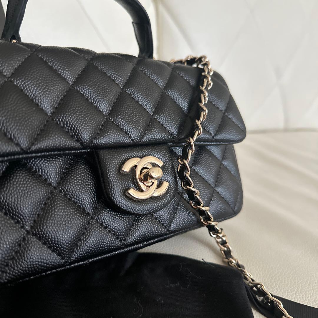 CHANEL ショルダーバック　マトラッセ　新品未使用ノベルティ　キャビアスキン