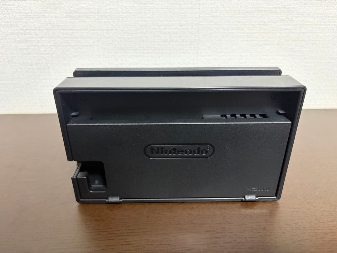 M*O様 Nintendo Switch 本体 ネオンパープル/ネオンオレンジ