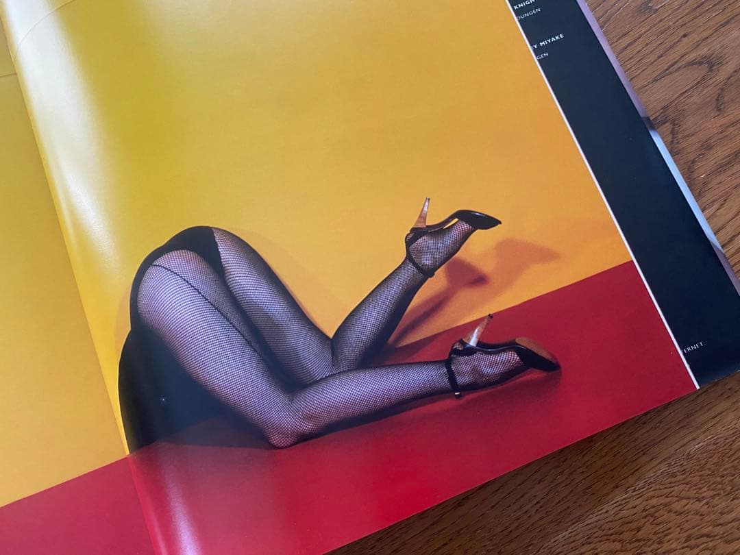 ギイ・ブルダン 写真集『Guy Bourdin: Exhibit A』