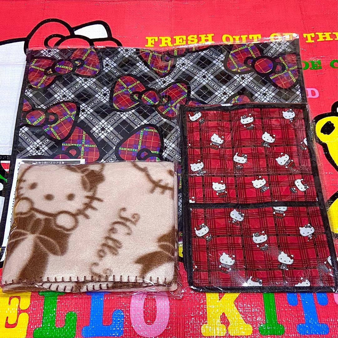 ハローキティ まとめ売り26 ベーシックぬいぐるみ ご当地メモ帳 根付 はんこ他