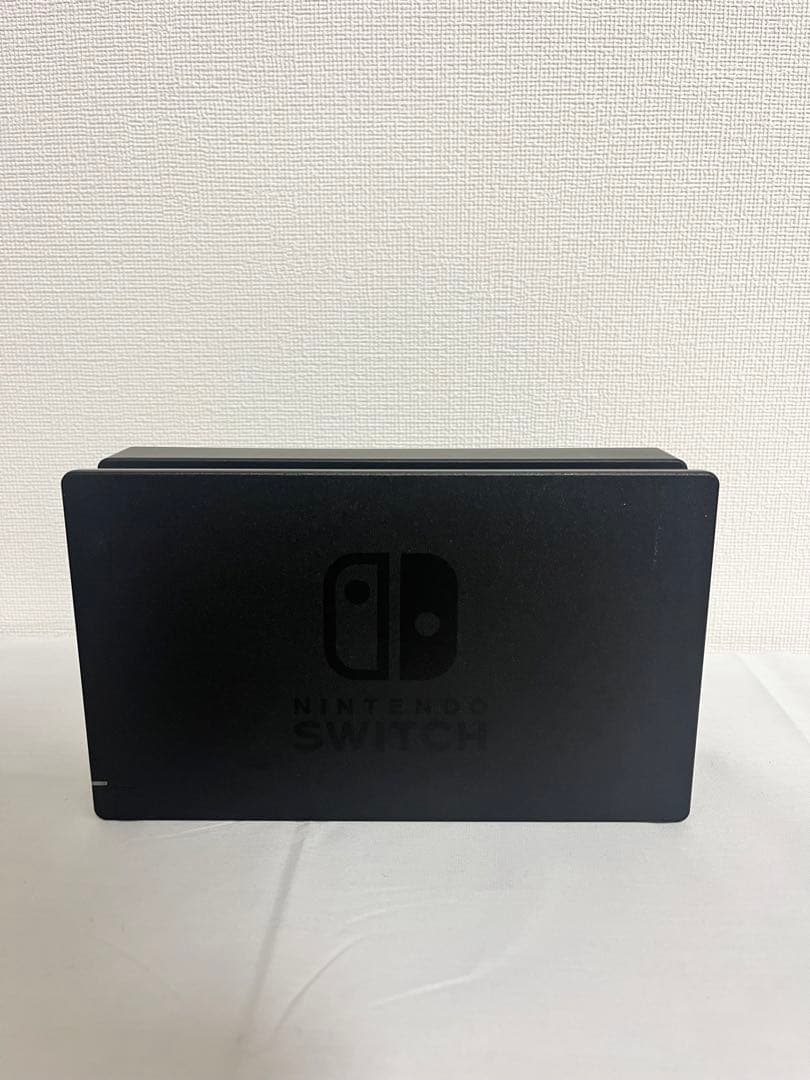 【美品】 Nintendo SWITCH 本体 ネオンブルー、ネオンレッド