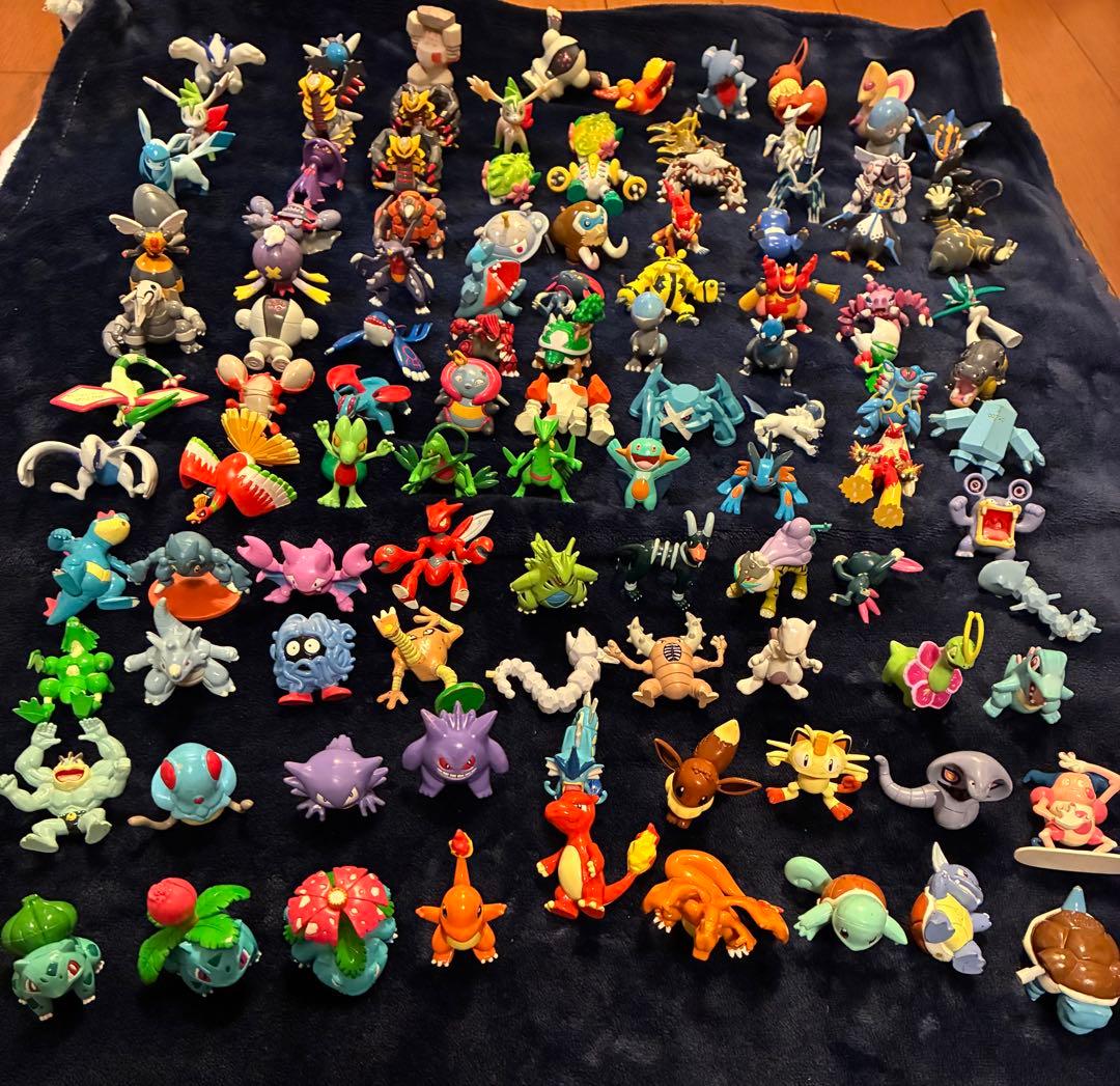 希少】ポケモン モンコレ 初代 97体セット＋指人形セット 任天堂 廃盤