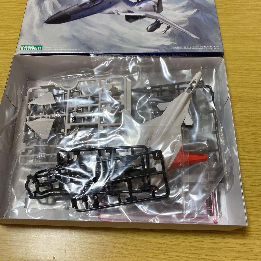 コトブキヤ　ADFX-01. (新品)