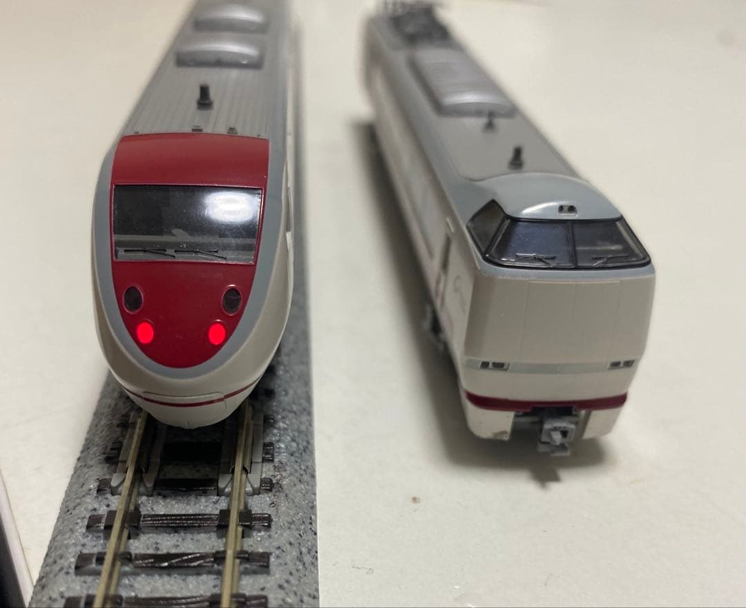 KATO 10-381 681系　2000番台　北越急行スノーラビット