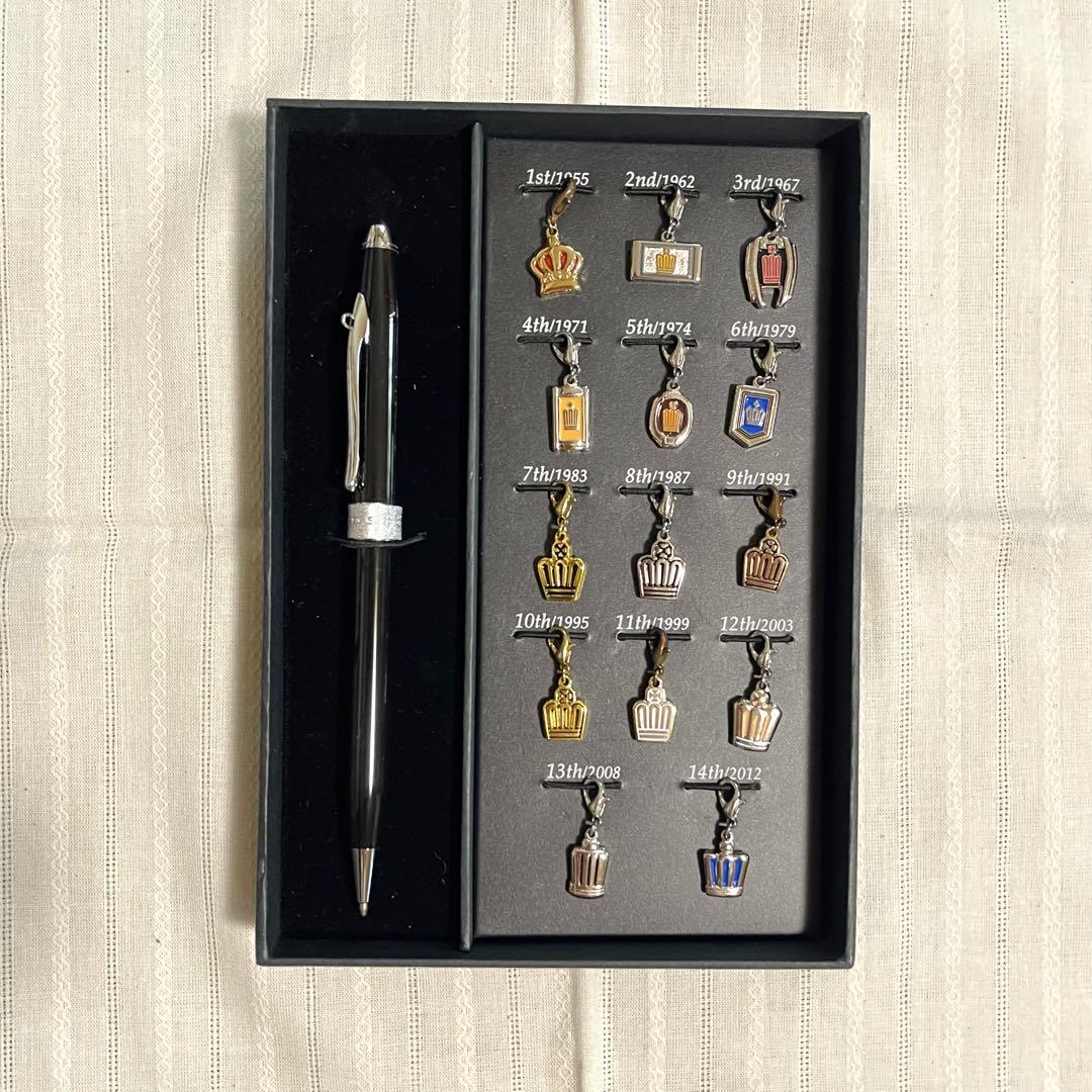 非売品 トヨタクラウン クロス ボールペン 歴代エンブレム チャーム