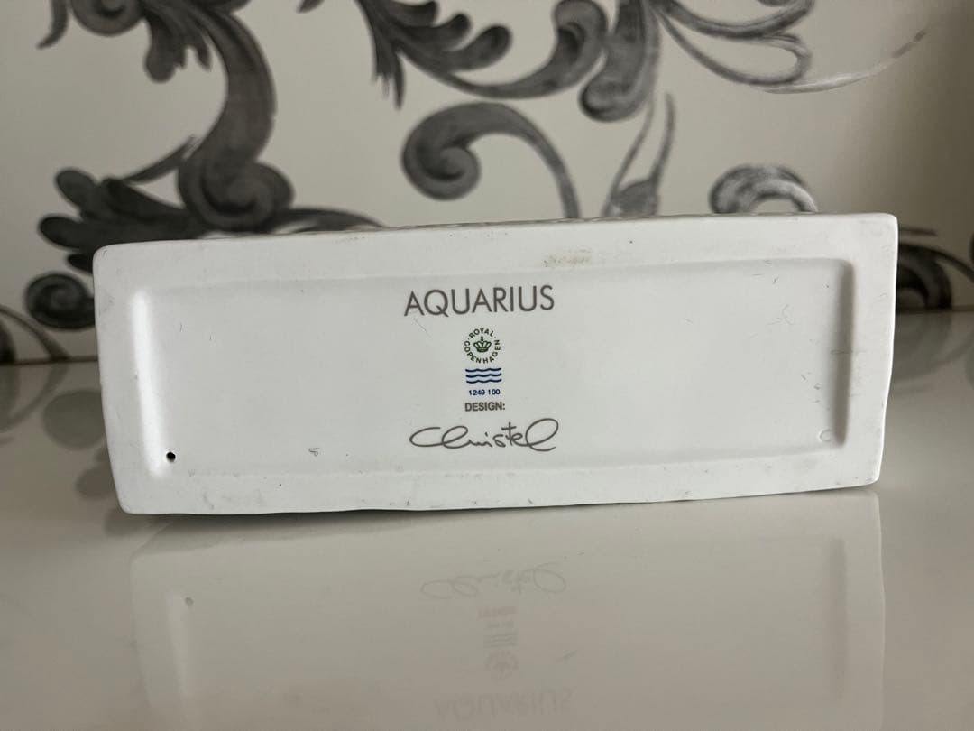 希少】ロイヤルコペンハーゲンフィギュリンアクエリアス水瓶座