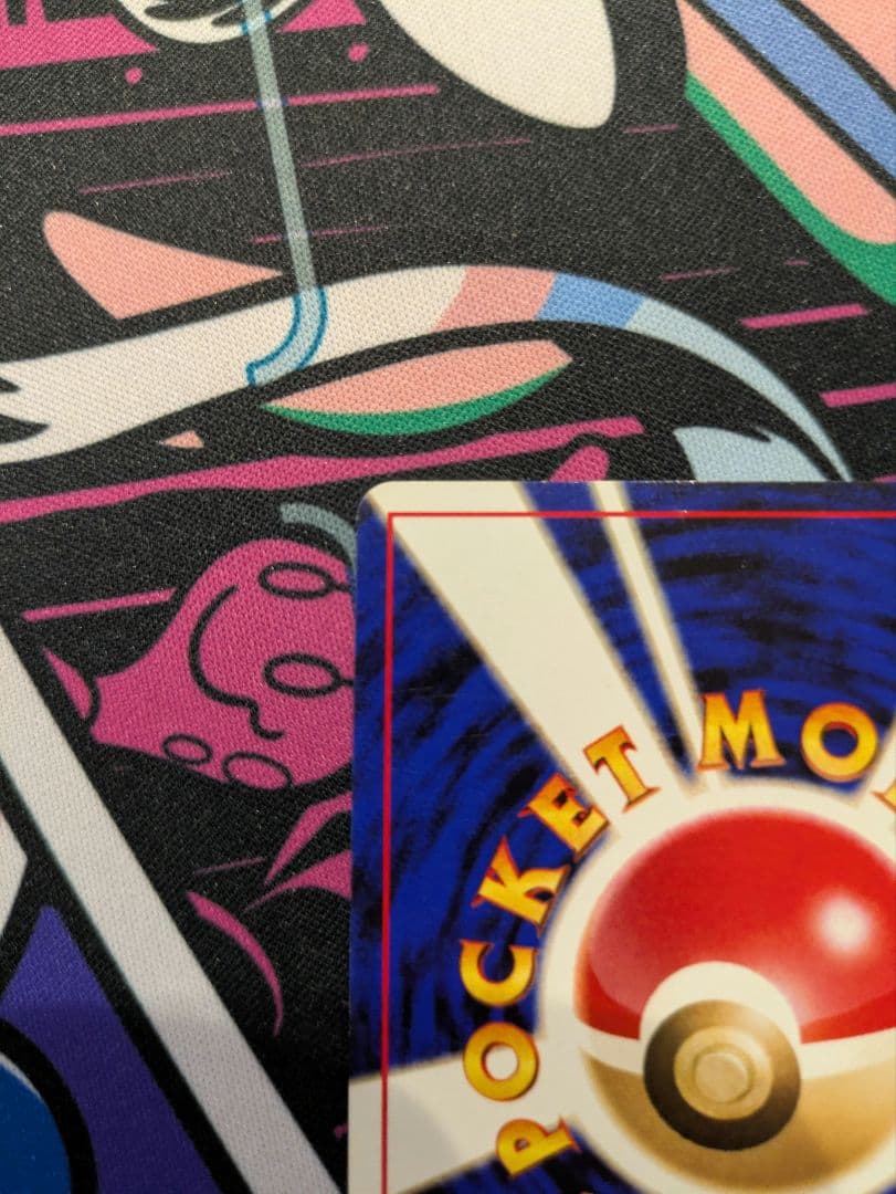 希少】ブラッキー LV40 遺跡をこえて 渦巻き・モンボ・十字ホロ - メルカリ