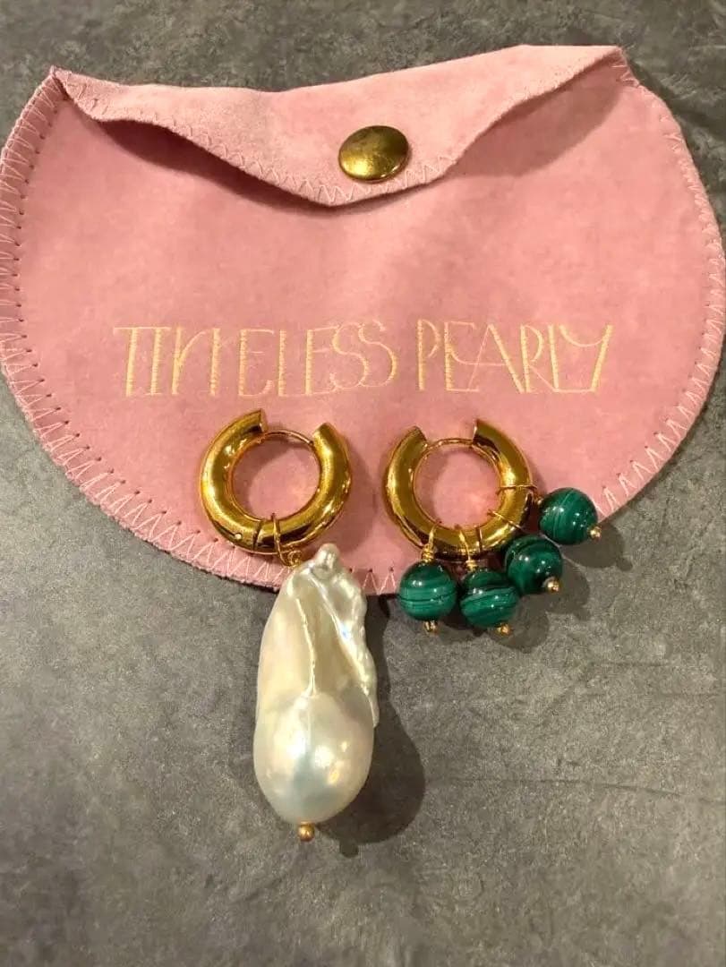 TimelessPearlyタイムレスパーティーブロックパールマラカイトピアス TimelessPearlyタイムレスパーティーブロックパールマラカイトピアス