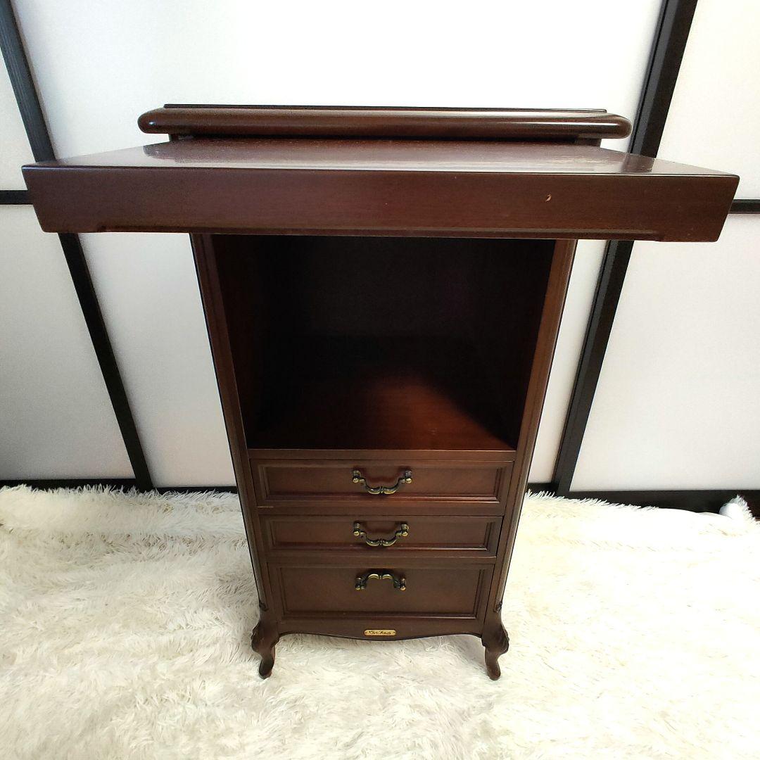 送料込み◎サイドチェスト Sri Tokai 東海家具 国産 猫足 アンティーク