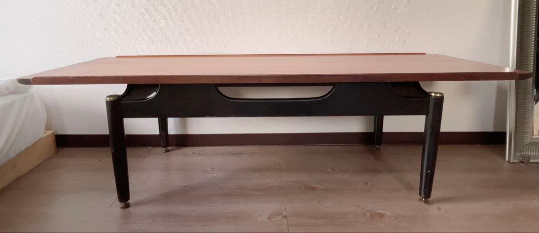 Tola＆Black G-plan ローテーブル　コーヒー　ソファー　センター G-PLANのおしゃれなローテーブル、トラー＆ブラック（Tola＆Black）の