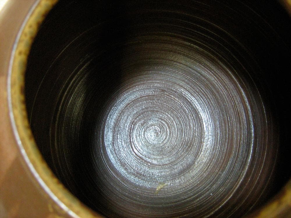 ★石井豊 作★    南総里見八犬伝 里見焼き　花瓶　丸型