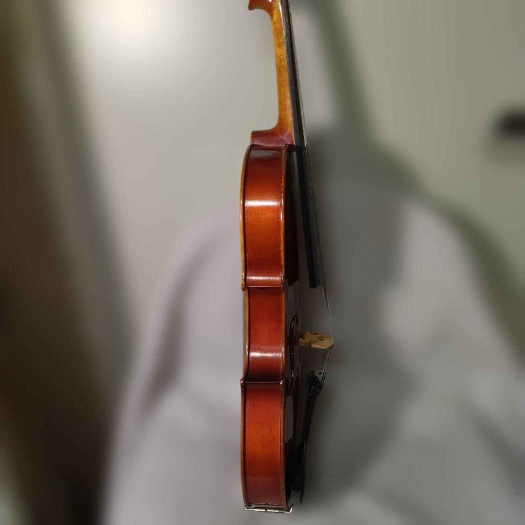 ♥お買い時♥4/4スズキバイオリン♥品番220♥美品♥弓ケ―ス松脂付き♥