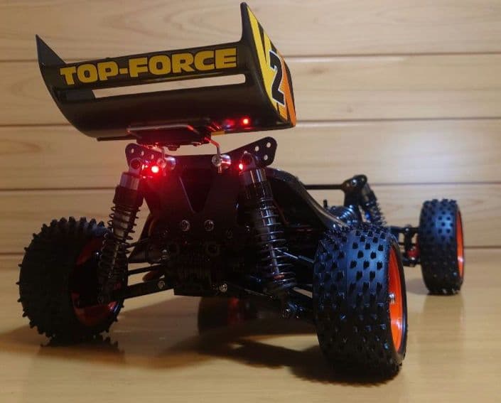 田宮トップフォースEVO.前後LEDライト付＆プロポバッテリー充電器完成