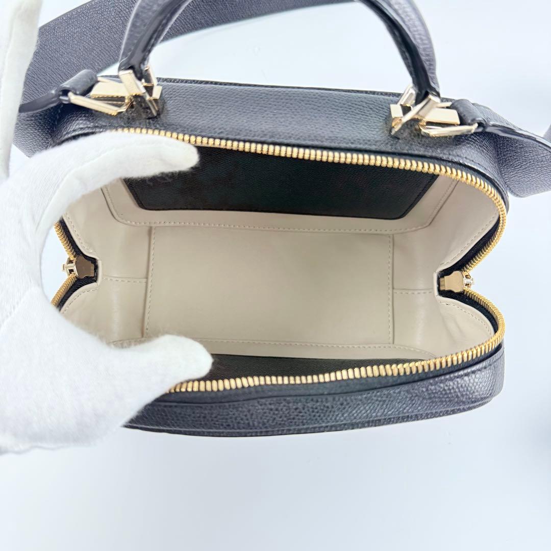 【美品✨近年モデル】valextra ヴァレクストラ セリエエッセ ミニ