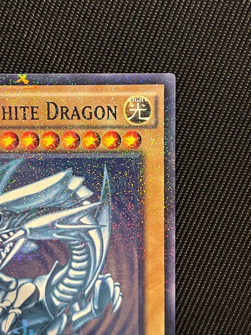 遊戯王　青眼の白龍　ブラックマジシャン　wcs2015 ミレニアムレア　開封品