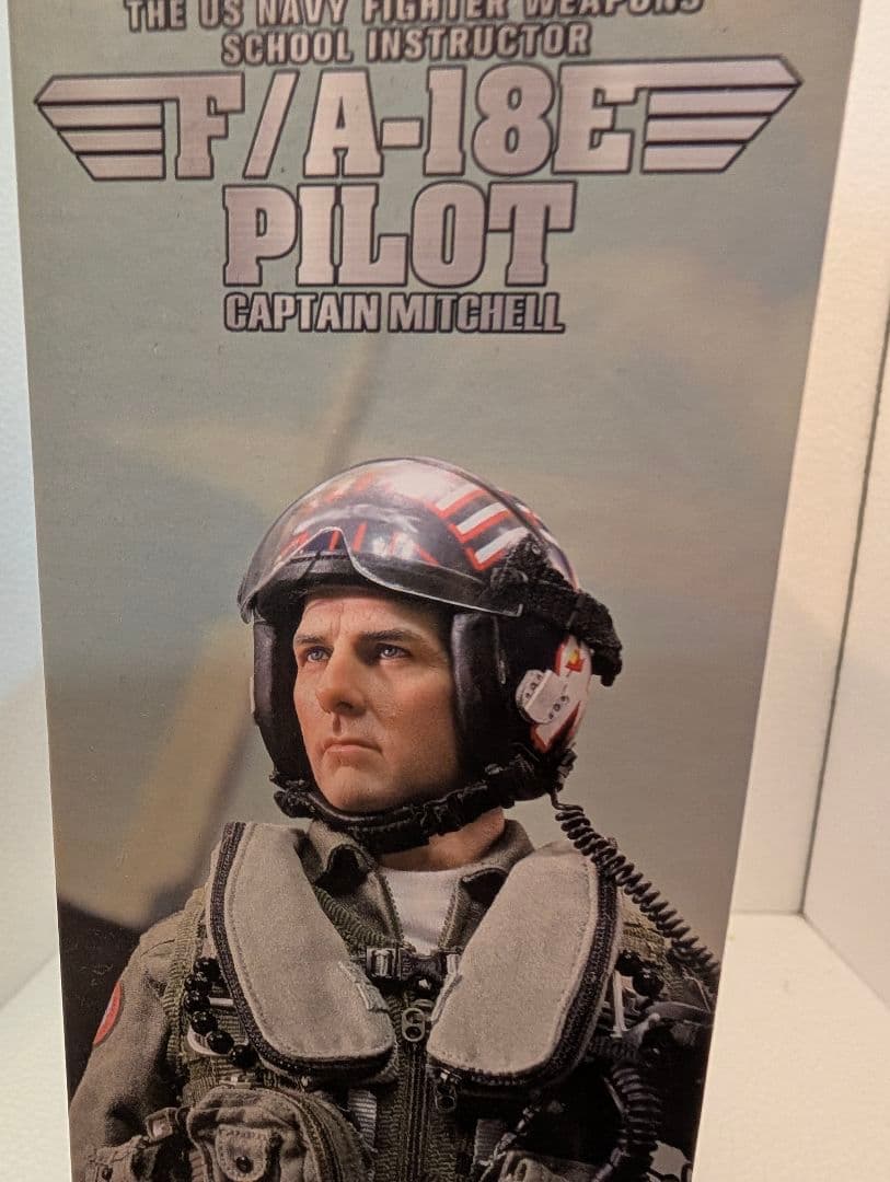 CAPTAIN MITCHELL フィギュア TOP GUN