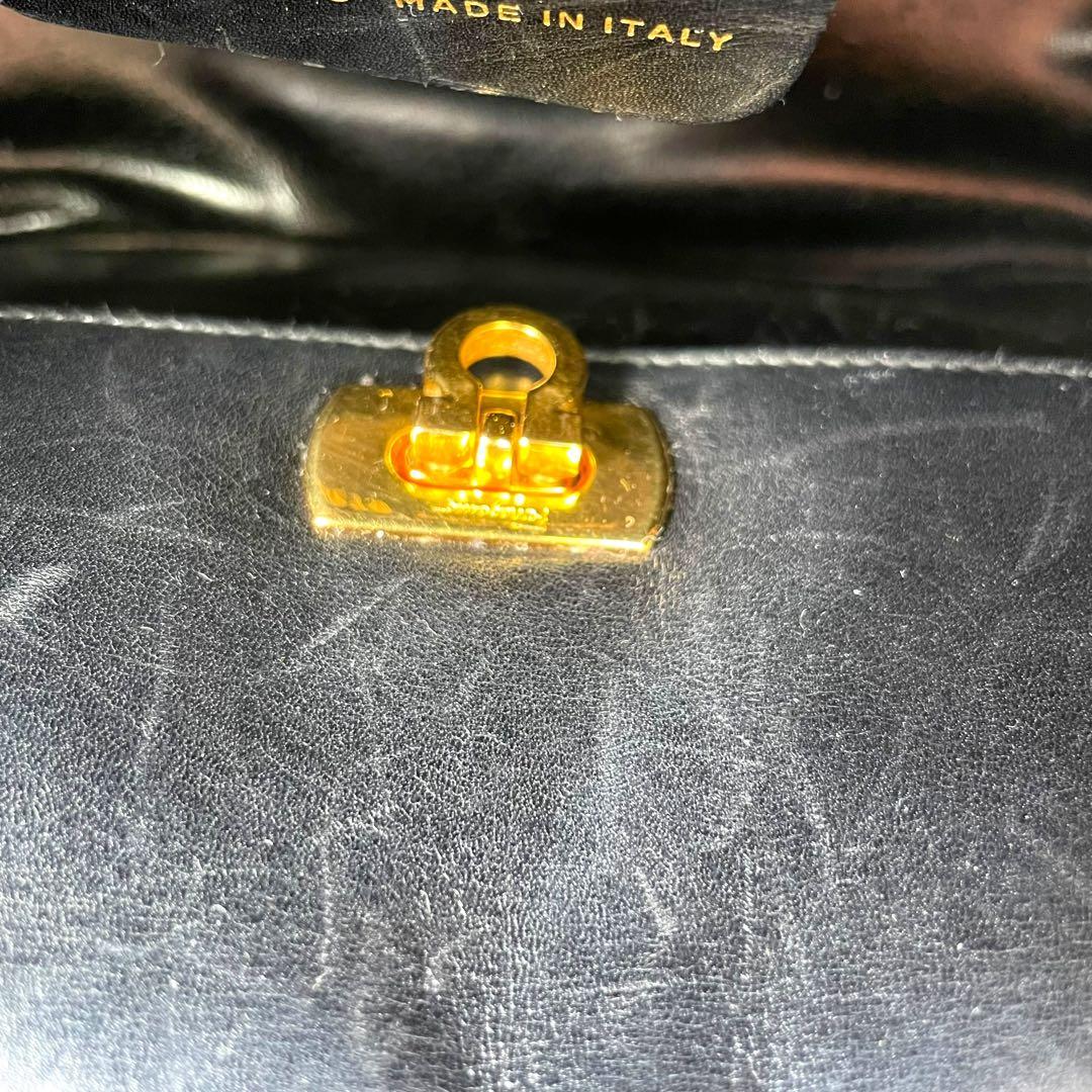 【美品】サルヴァトーレフェラガモ　ハンドバッグ　2way ガンチーニ　レザー　黒