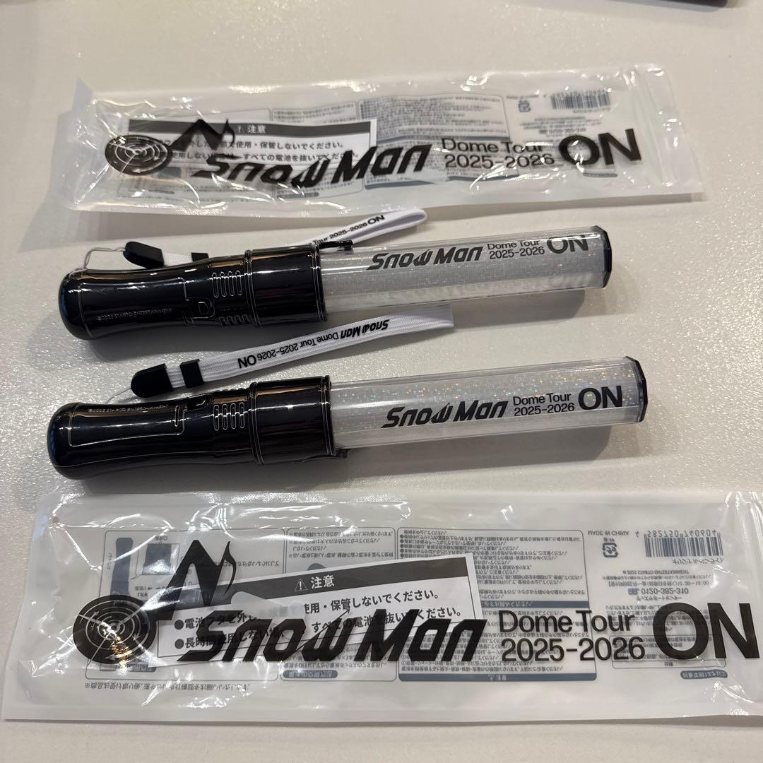 Snow Man Dome Tour 2025-2026 ペンライト 2本セット - メルカリ
