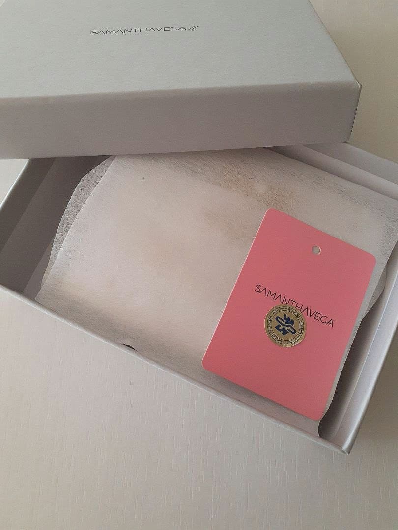 ト*ト様 SAMANTHAVEGA『ジョジョの奇妙な冒険ダイヤモンドは砕けない』