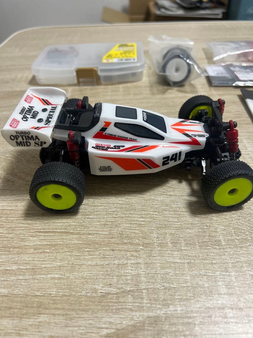 京商　ミニッツ　mini-z Buggy MB-010 Series ラジコン。