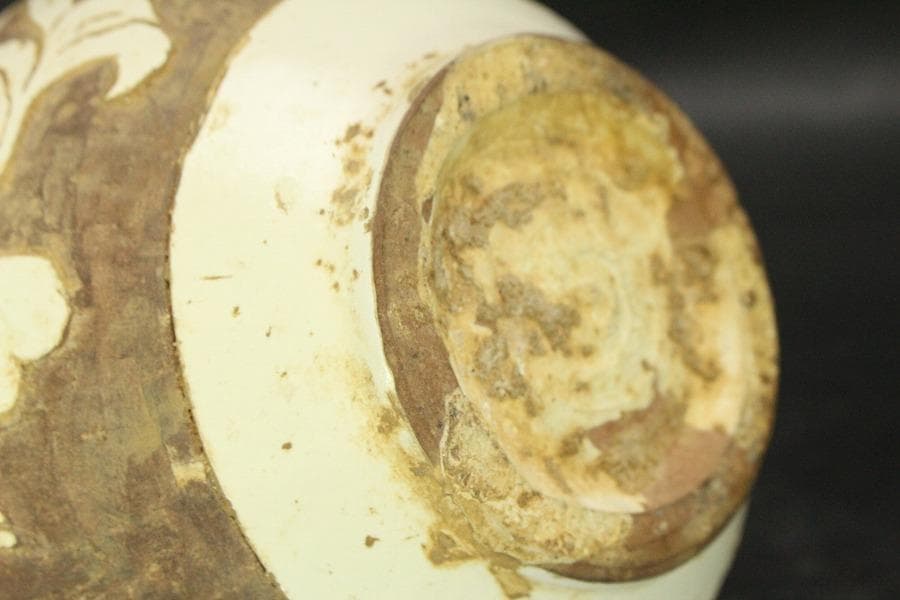 中国美術 磁州窯 十世紀後半 白磁掻落鳳紋水注 瓶 高23cm (LC248)