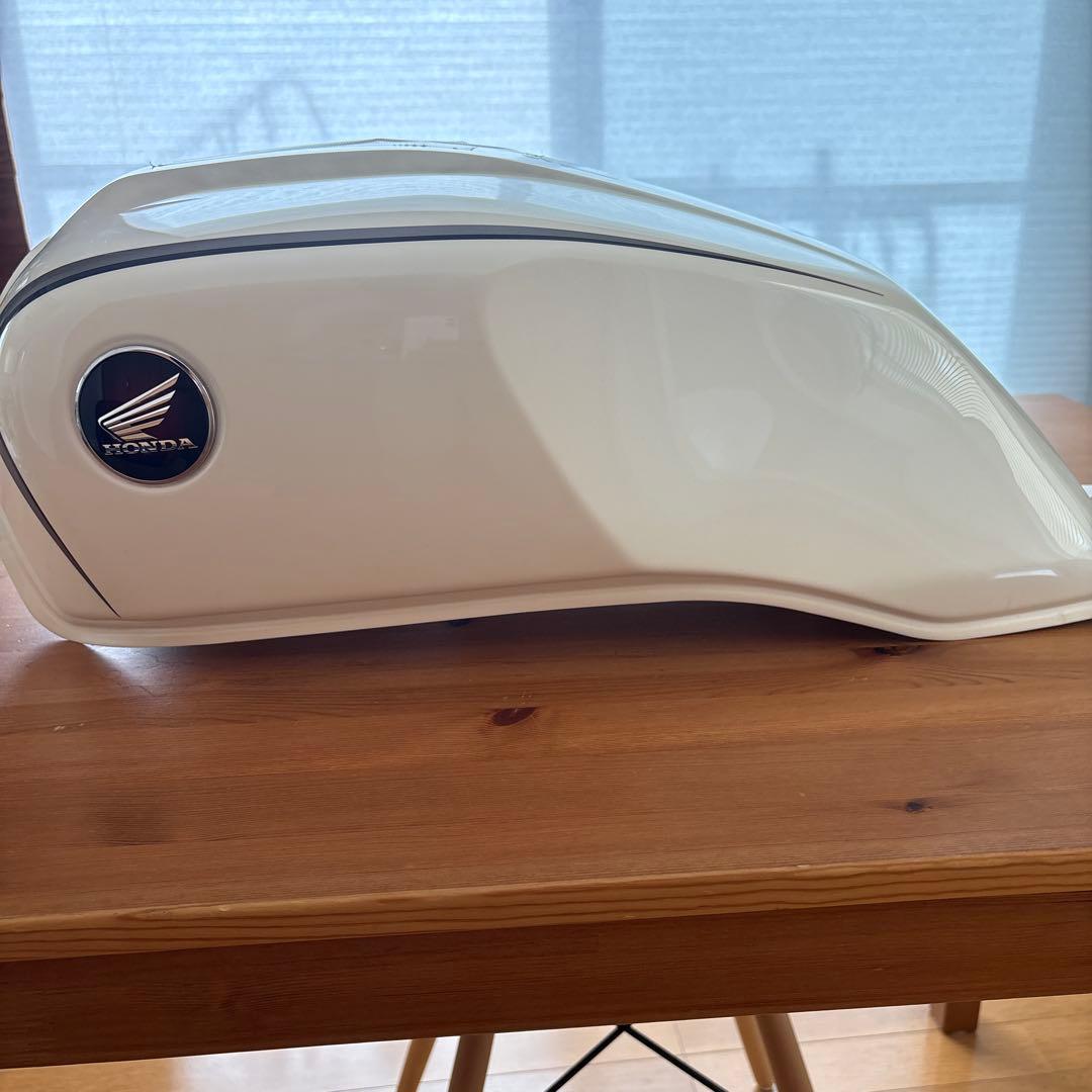 CB1100 ホンダ バイク タンク ホワイト CB1100 sc65 タンク ホワイト