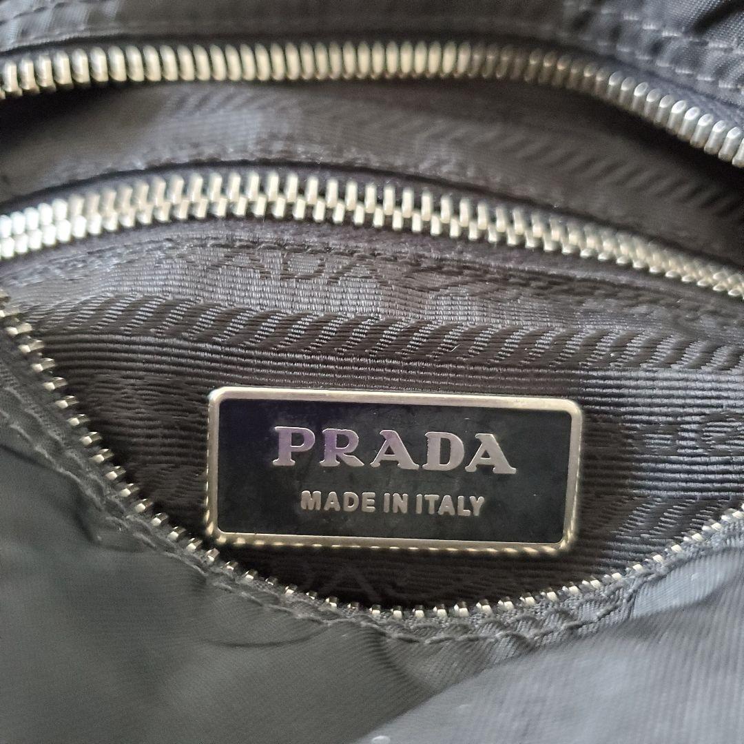 PRADA　プラダ　ショルダーバッグ　テスートナイロン　三角ロゴ
