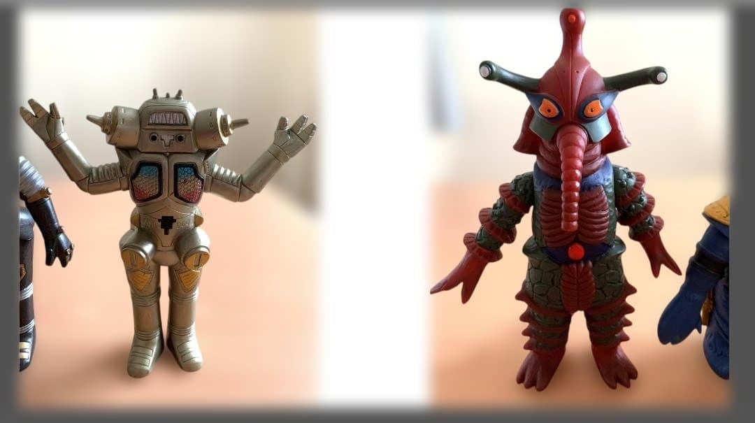 出品期限 ~1/30(金)】ウルトラマン 旧フィギュア36体まとめ売り - メルカリ