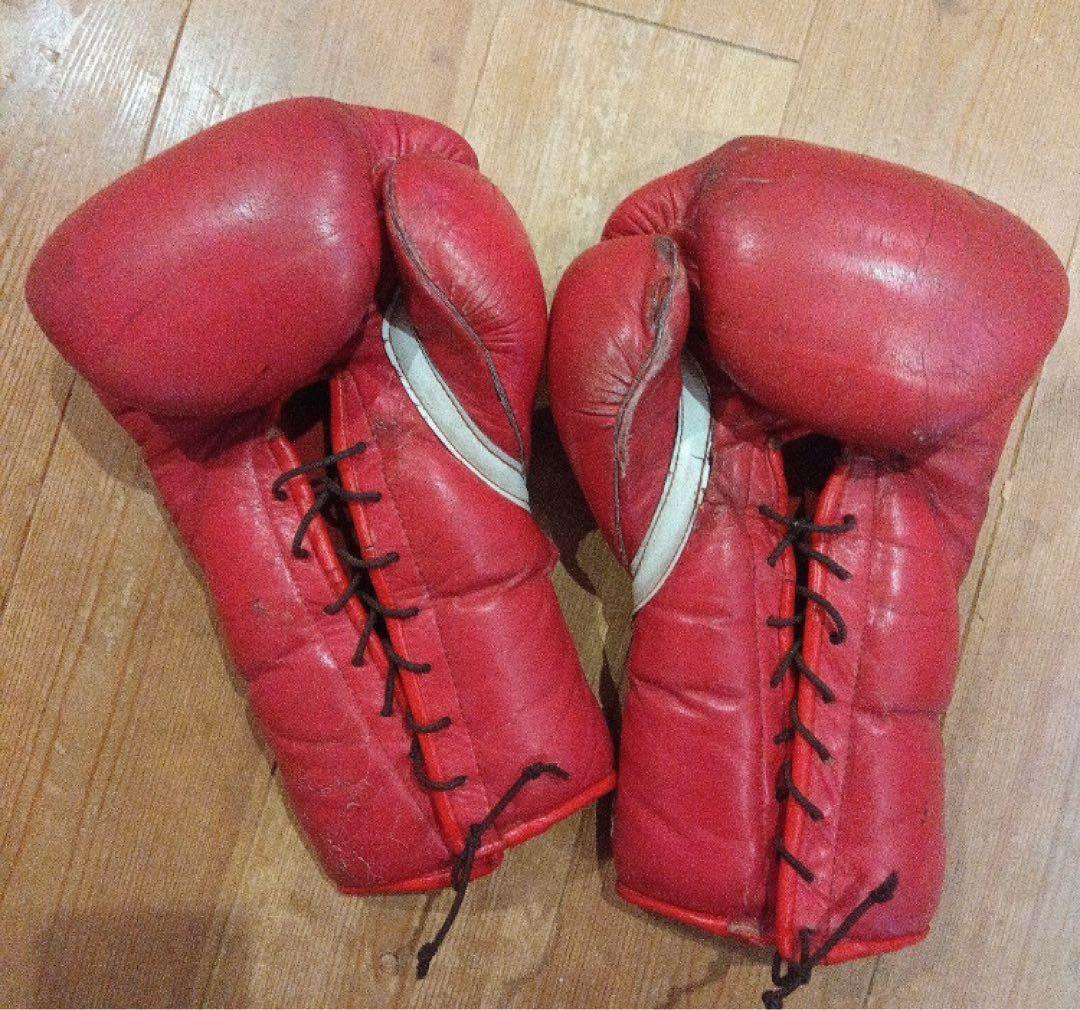 Fレモン様専用」赤いボクシンググローブ レースアップ