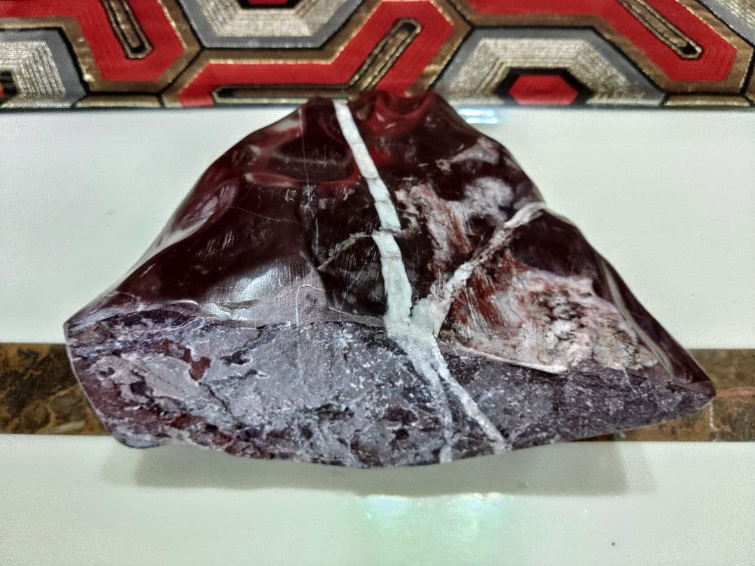 赤玉石 赤石 ビクトリーストーン V字石 岩石 鑑賞石 かわいいレッド