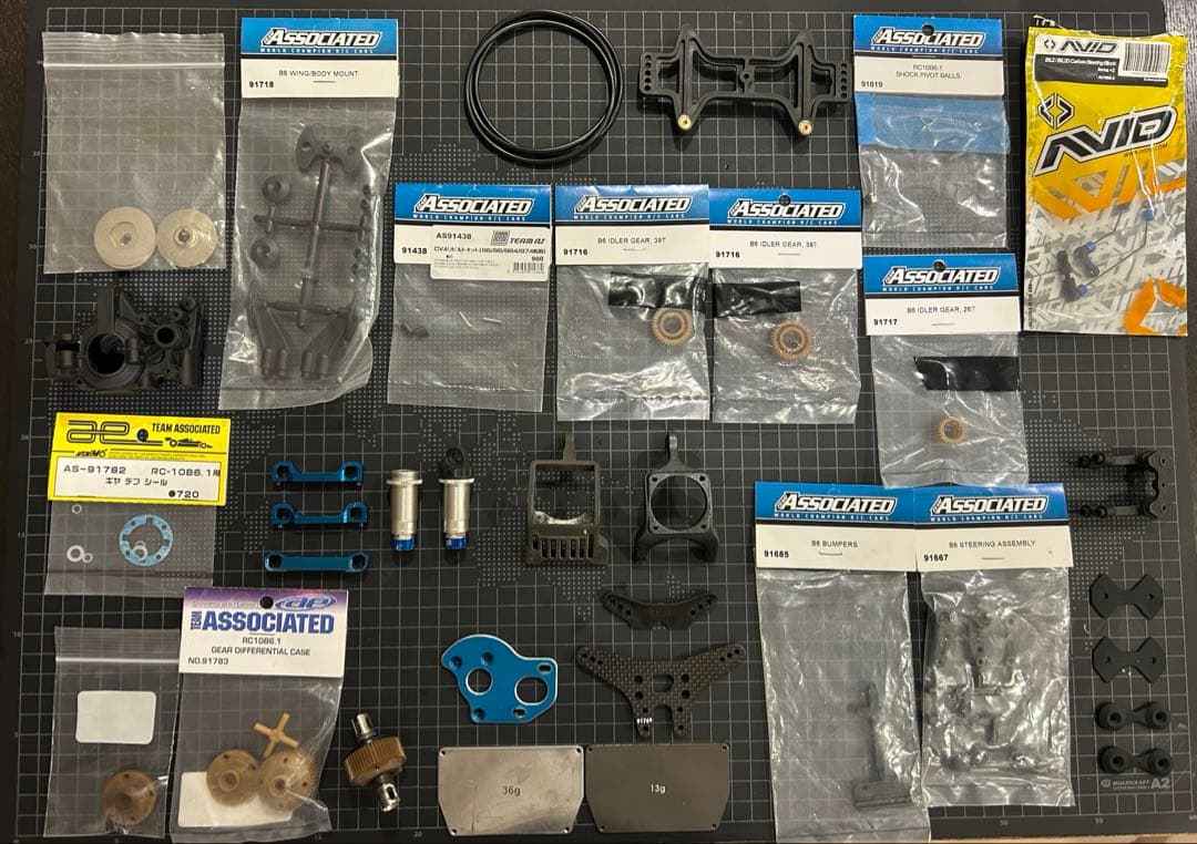 アソシエイテッドB6.2シャーシ&ESC(ダート仕様) ラジコン・ドローン