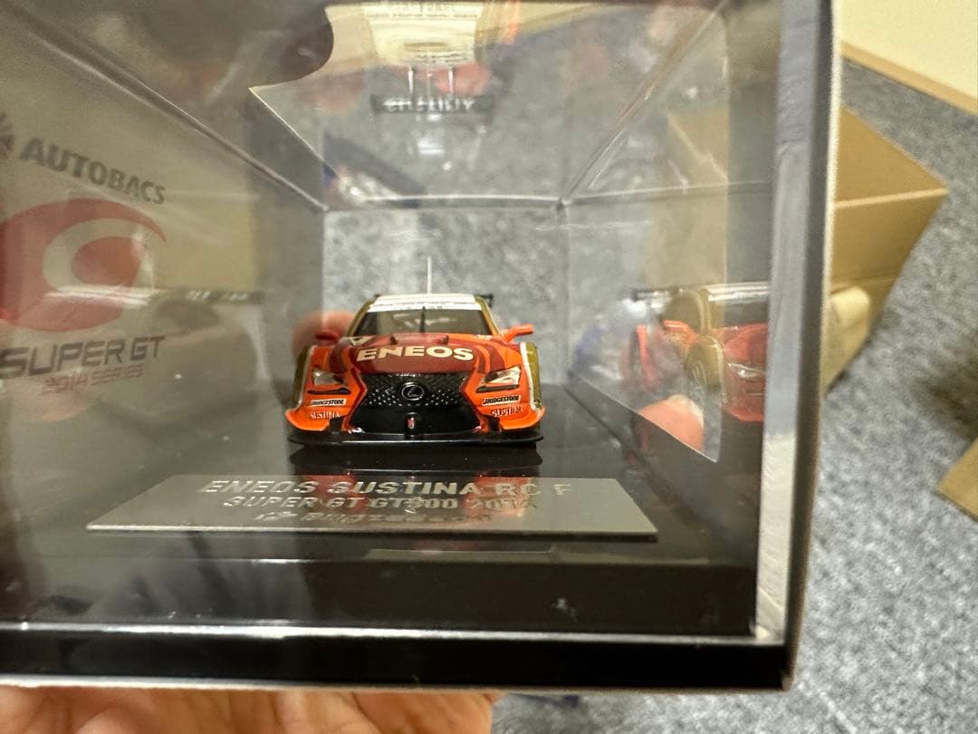 1/64 ミニカー Bugzees64 RC F ADVAN SUSTINA