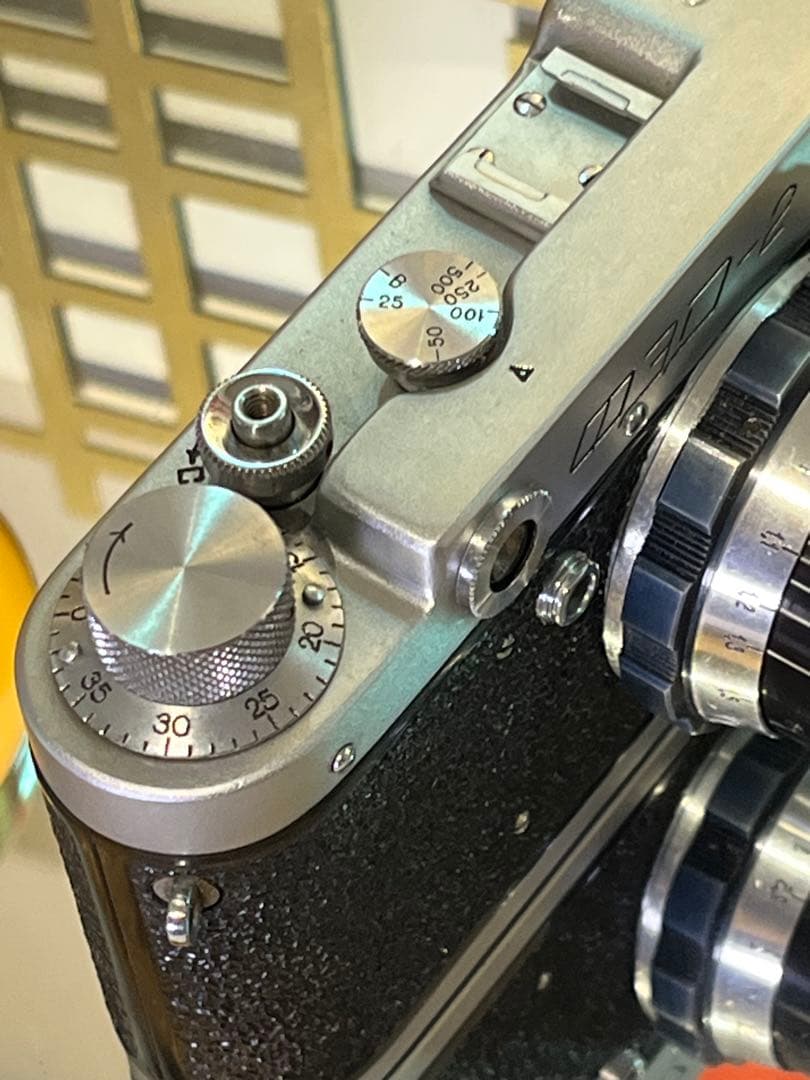 FED-2」に、希少な52mm f2.8レンズをセット