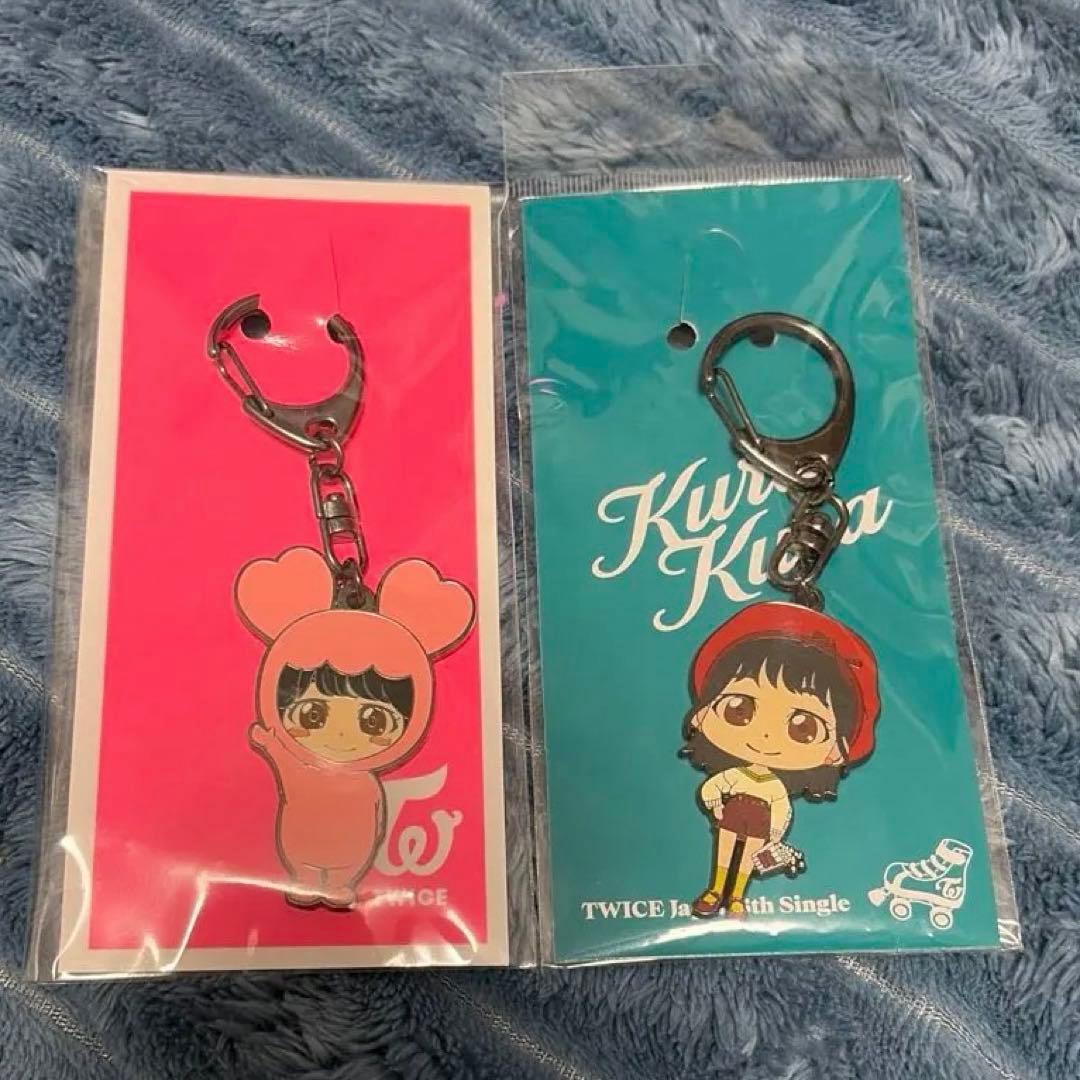 TWICE モモ キーホルダー - メルカリ